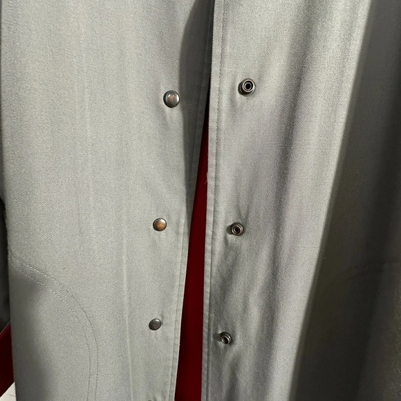 Vintage Braefair for Lord & Taylor gray trench coat with red interior/trim. Sz 4 - Picture 3 of 13